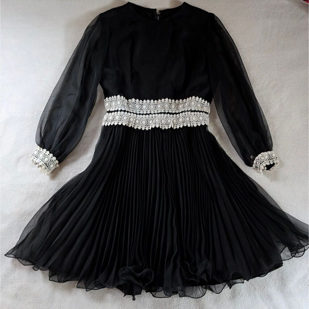 Vintage 60s Crochet Lace Cocktail Mini Dress Women's Medium Black - Picture 2 of 9